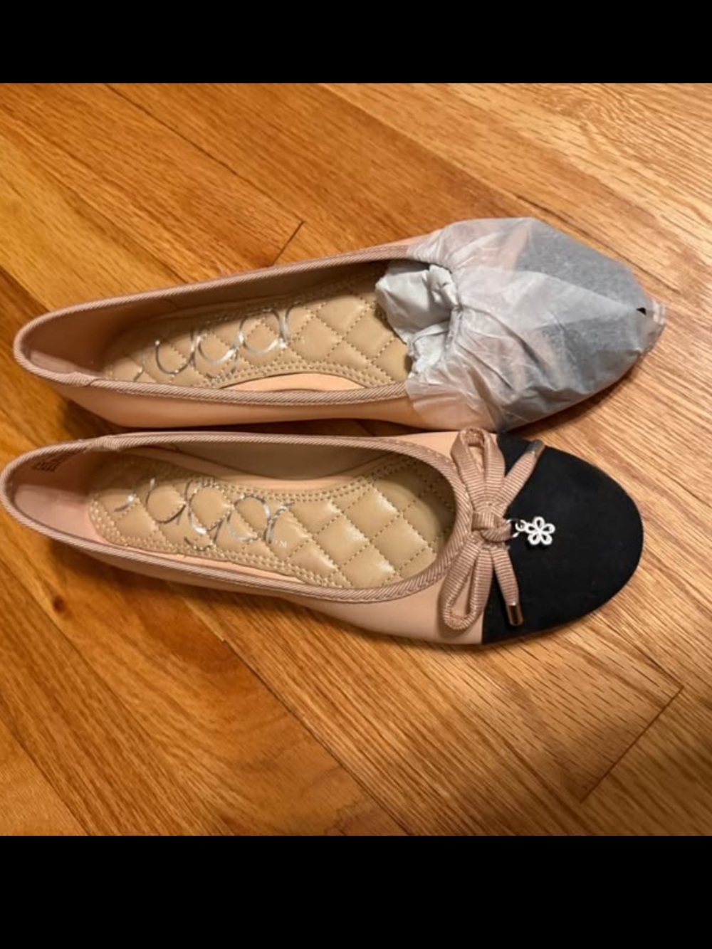 Women’s Two-Tone Ballet Flats - Black & Nude